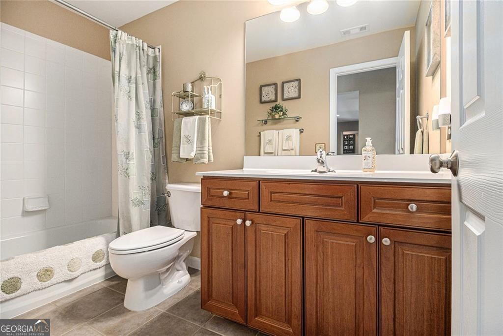 Alpharetta, Georgia 30009, United States, 5 Bedrooms Bedrooms, ,4 BathroomsBathrooms,Residential,Active,182694