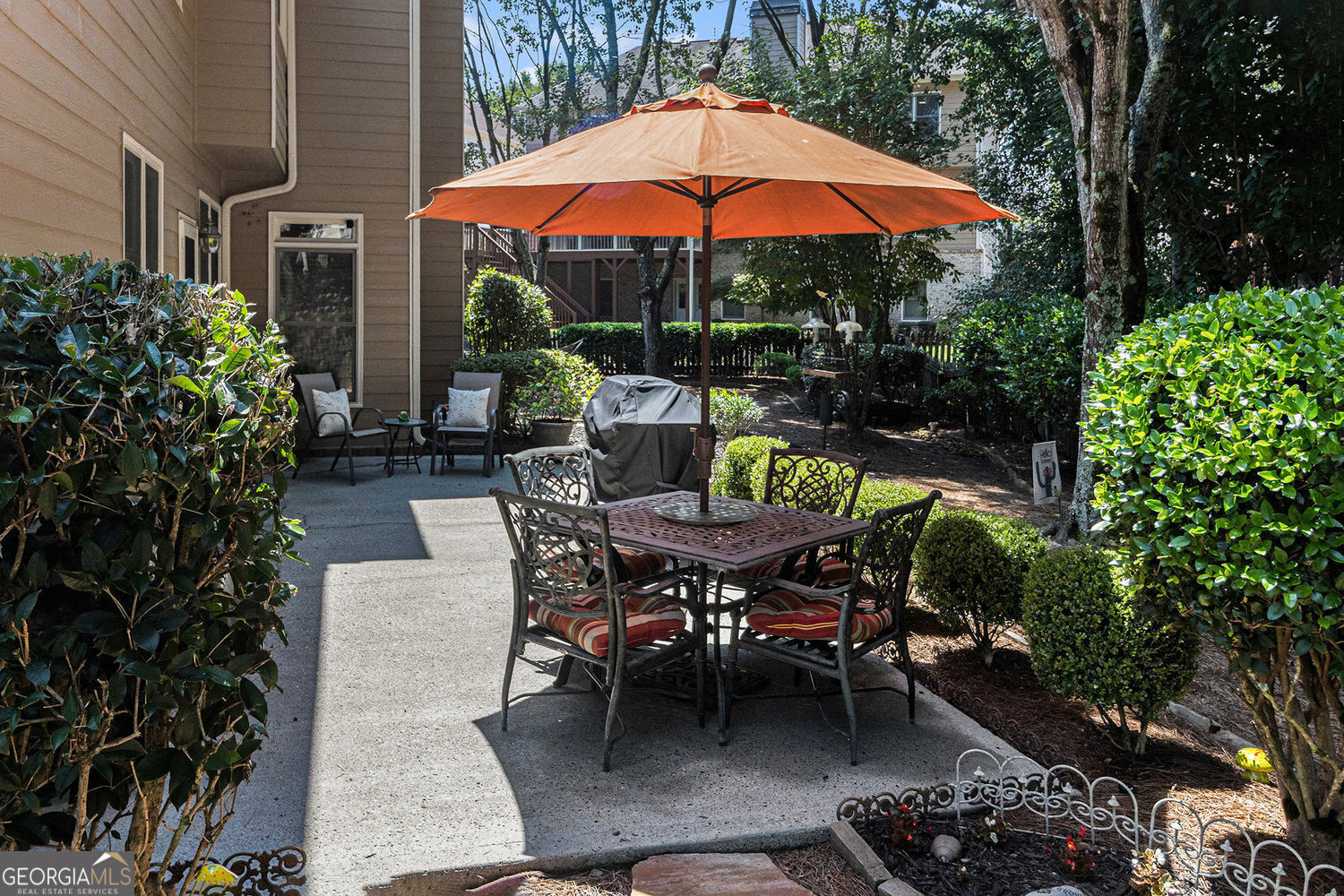 Alpharetta, Georgia 30009, United States, 5 Bedrooms Bedrooms, ,4 BathroomsBathrooms,Residential,Active,182694