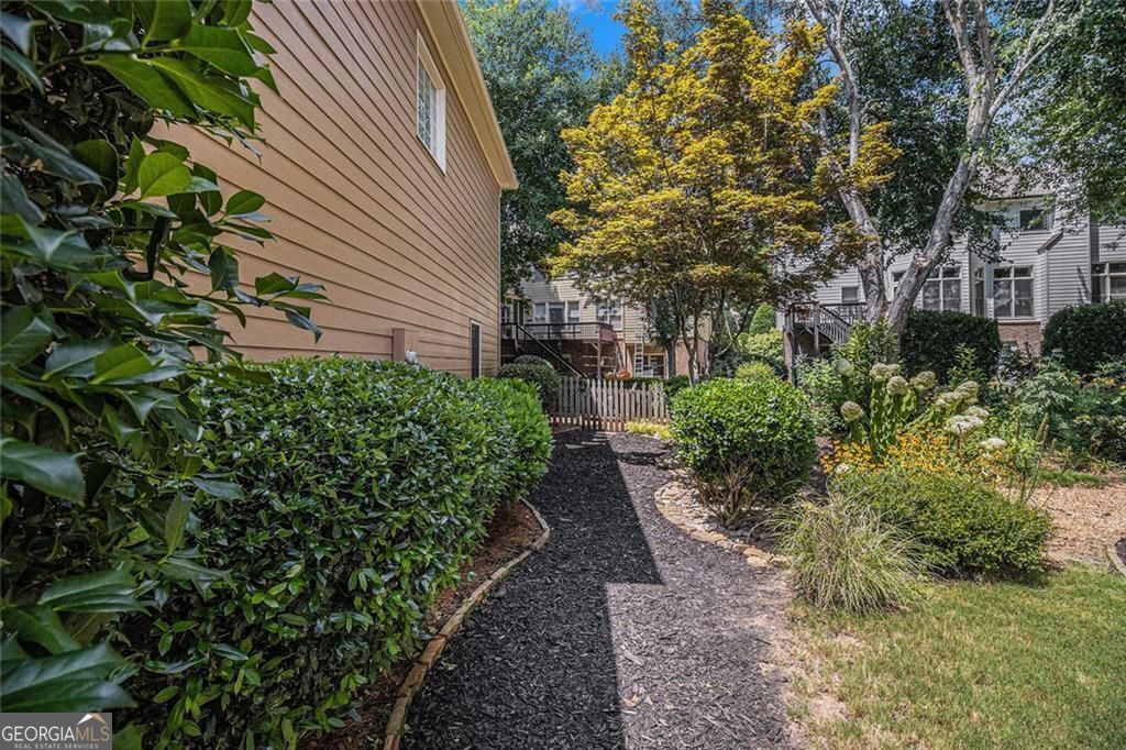 Alpharetta, Georgia 30009, United States, 5 Bedrooms Bedrooms, ,4 BathroomsBathrooms,Residential,Active,182694