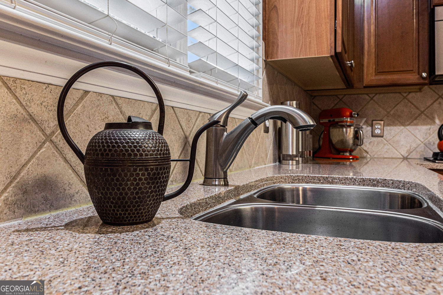 Alpharetta, Georgia 30009, United States, 5 Bedrooms Bedrooms, ,4 BathroomsBathrooms,Residential,Active,182694