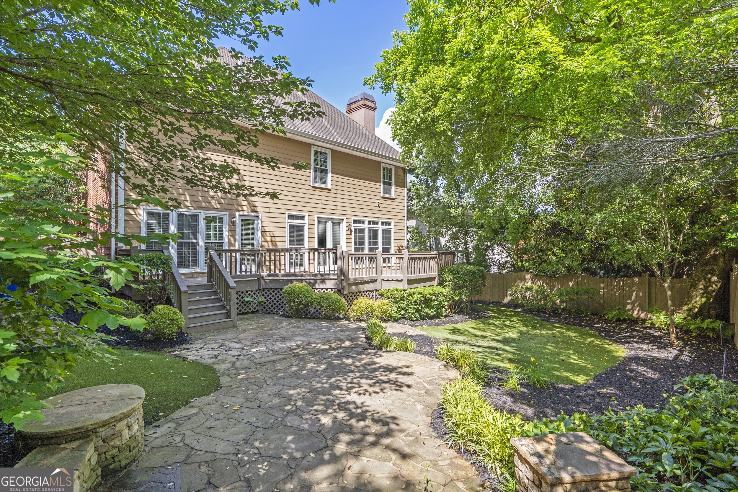1064 Saint James XING