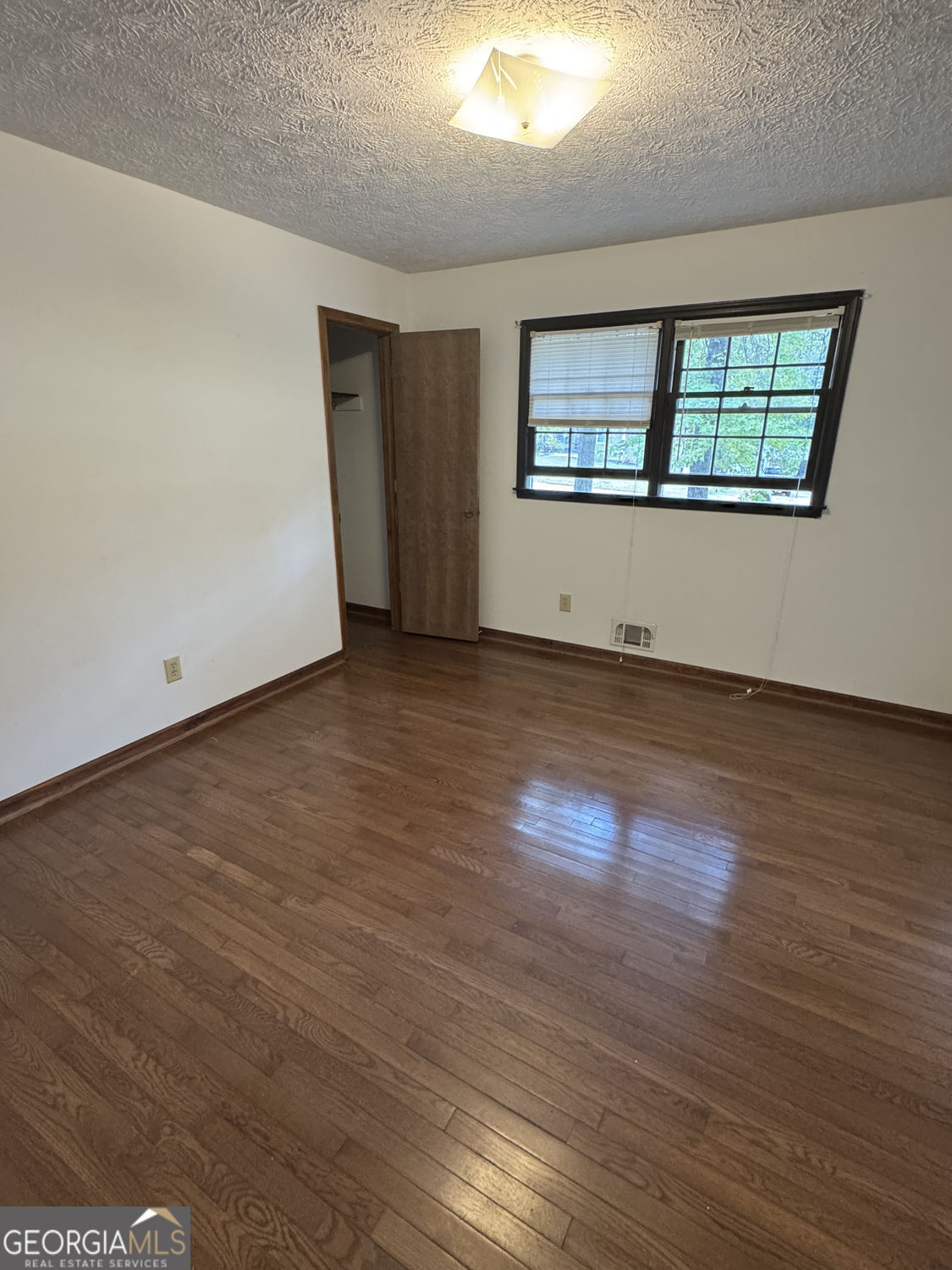 BRIGHT STAR EST - Residential