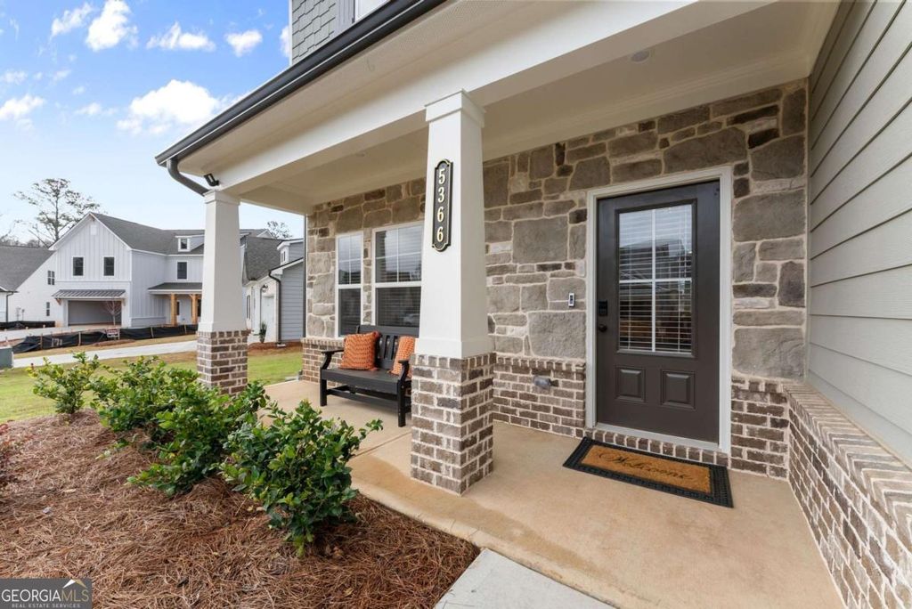 Photo of 5366 Windridge Parkway, Gainesville, GA 30507 (MLS # 10709977)