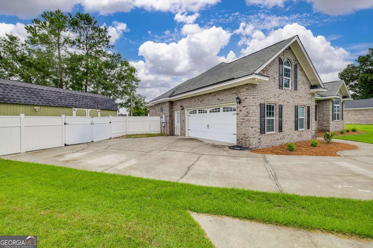 124 Tolliver LN