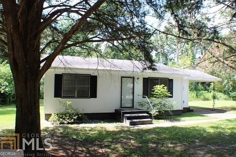 503 Geffcken ST Dublin GA 31021