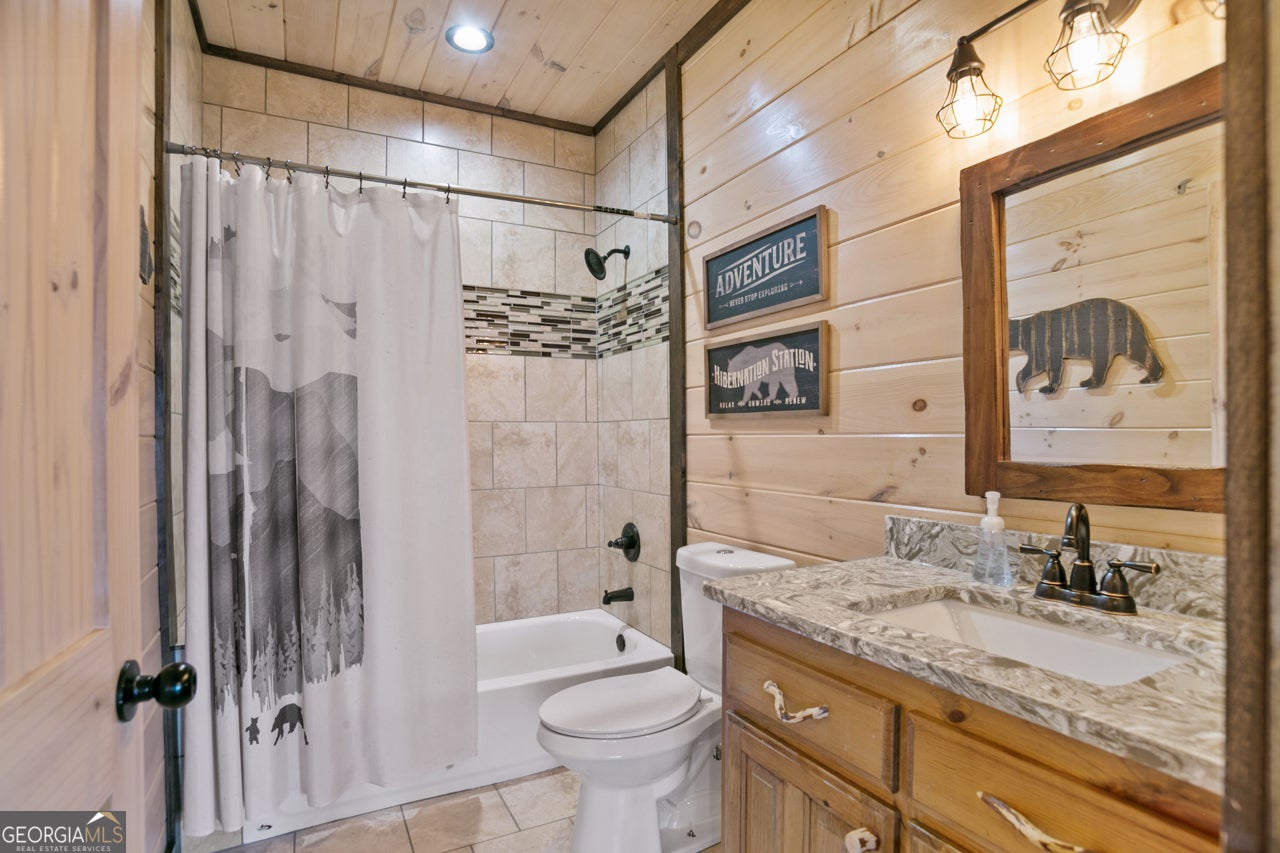 231 Kyle Rd, Blue Ridge, GA, 30513, USA, 3 Bedrooms Bedrooms, ,5 BathroomsBathrooms,Residential,Active,231 Kyle Rd,10817536
