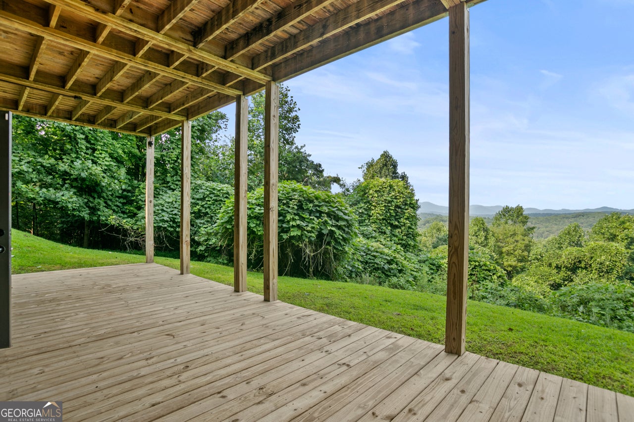 231 Kyle Rd, Blue Ridge, GA, 30513, USA, 3 Bedrooms Bedrooms, ,5 BathroomsBathrooms,Residential,Active,231 Kyle Rd,10817536