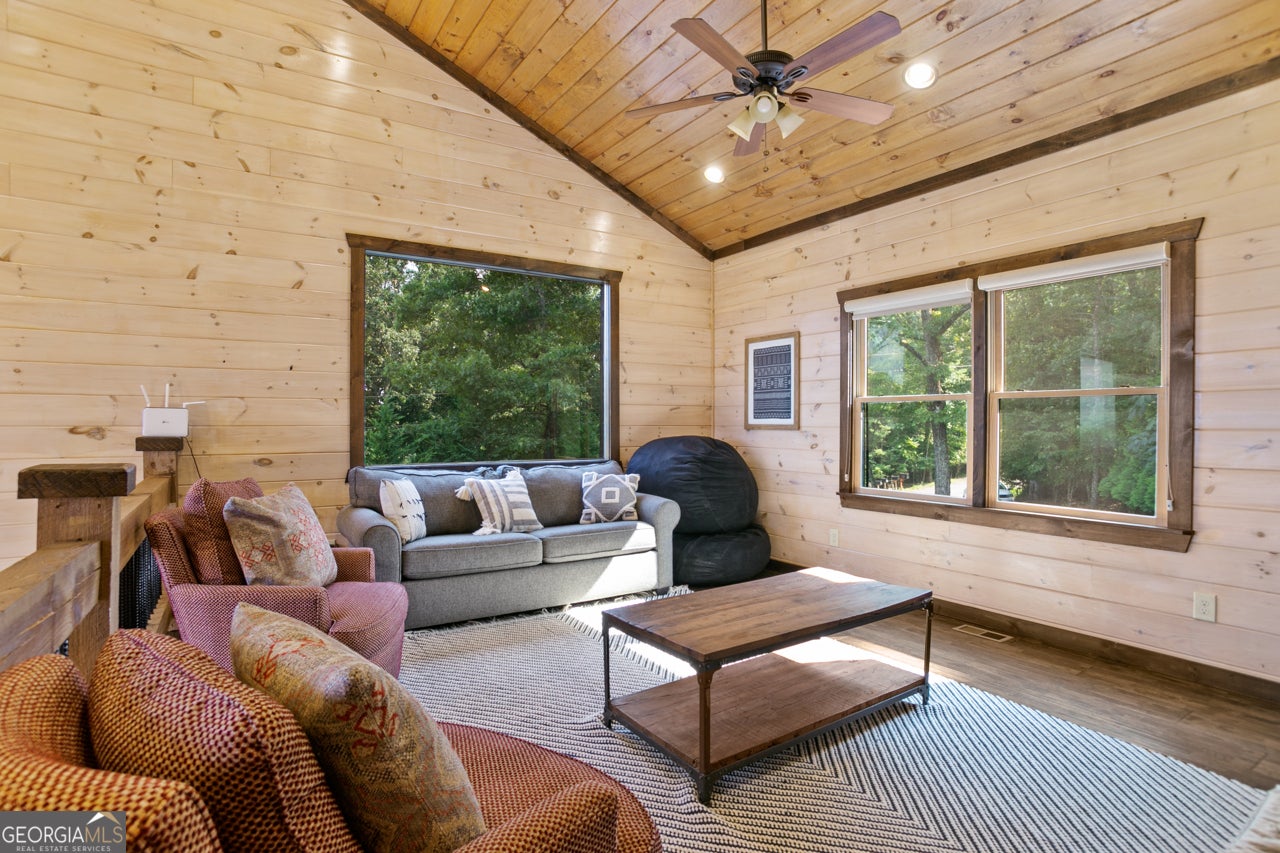 231 Kyle Rd, Blue Ridge, GA, 30513, USA, 3 Bedrooms Bedrooms, ,5 BathroomsBathrooms,Residential,Active,231 Kyle Rd,10817536