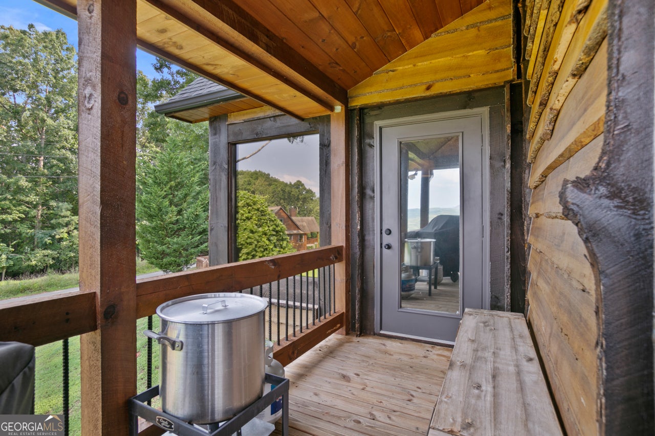 231 Kyle Rd, Blue Ridge, GA, 30513, USA, 3 Bedrooms Bedrooms, ,5 BathroomsBathrooms,Residential,Active,231 Kyle Rd,10817536