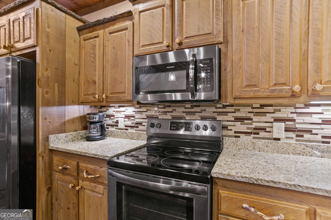 231 Kyle Rd, Blue Ridge, GA, 30513, USA, 3 Bedrooms Bedrooms, ,5 BathroomsBathrooms,Residential,Active,231 Kyle Rd,10817536