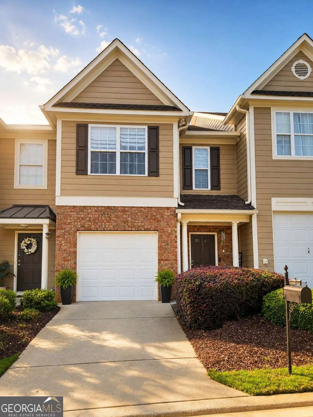Photo of 6311 Shoreview Circle, Flowery Branch, GA 30542 (MLS # 10770618)