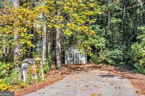 A home in Douglasville