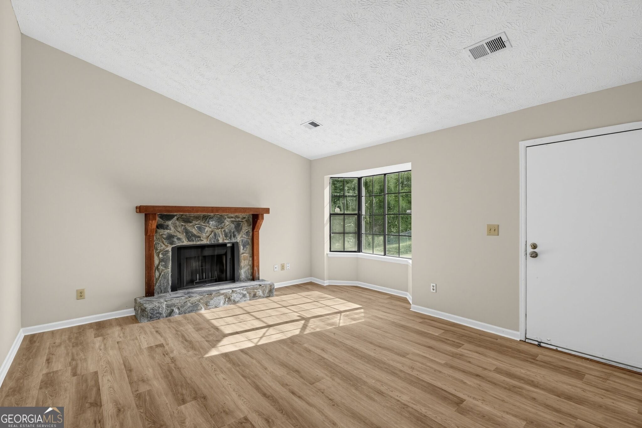 287 Peachtree DR