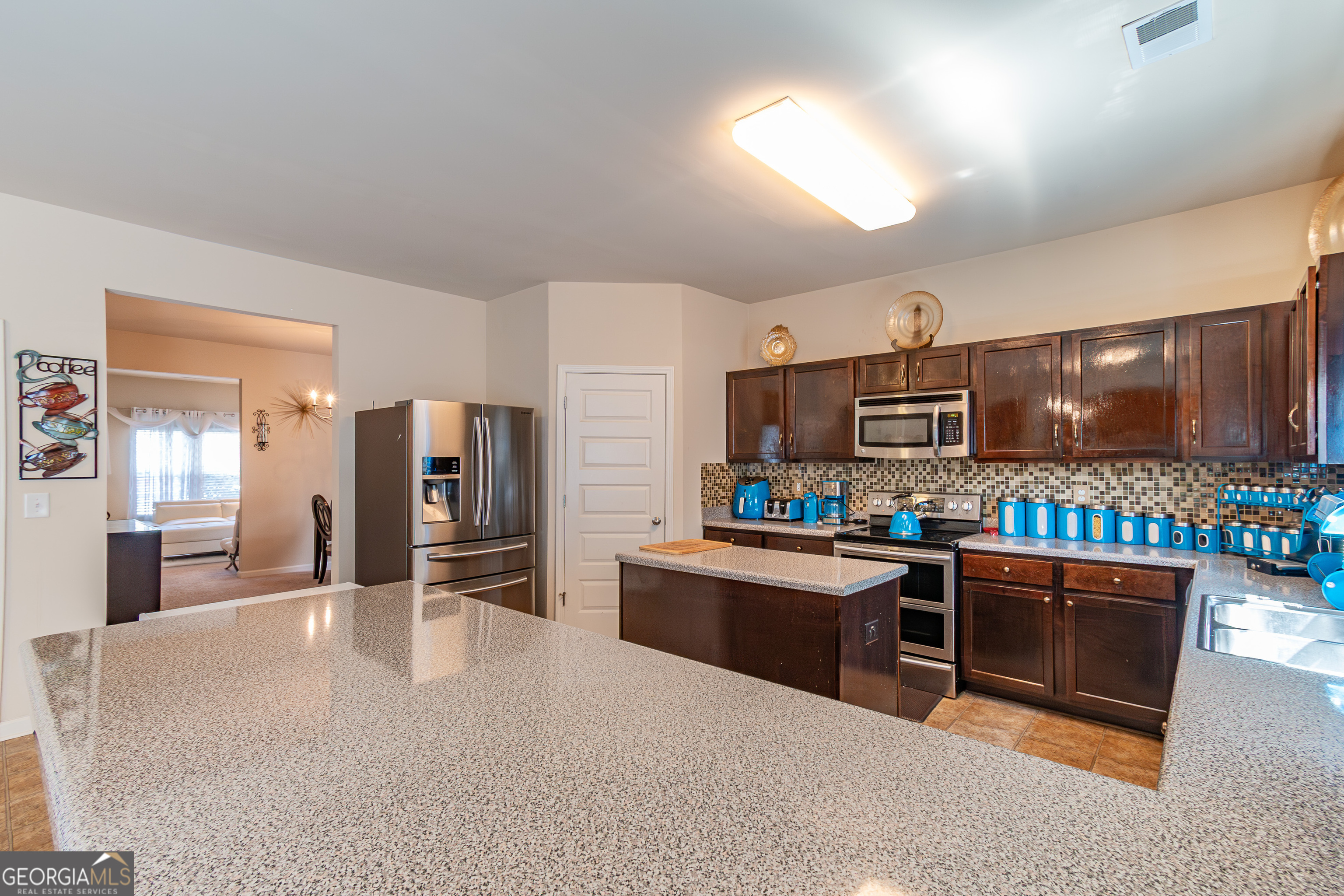 Riverdale, Georgia 30296, United States, 4 Bedrooms Bedrooms, ,3 BathroomsBathrooms,Residential,Active,44522