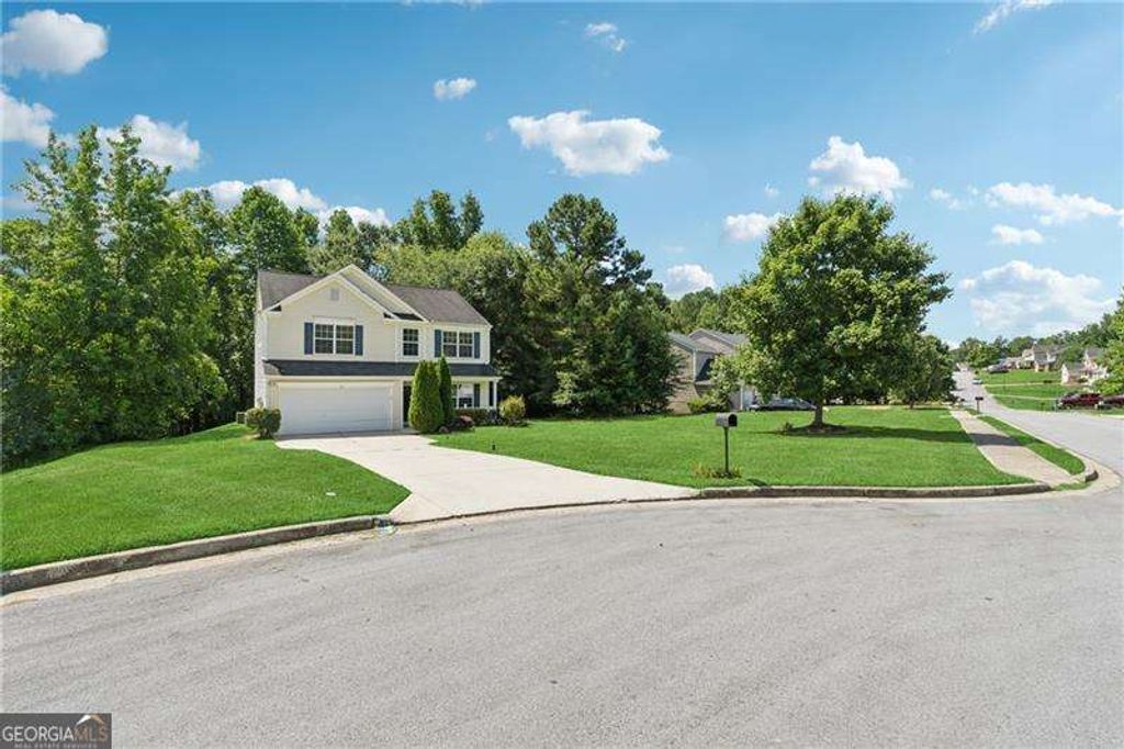 Photo of 27 Waterbury Way, Douglasville, GA 30134 (MLS # 10710208)