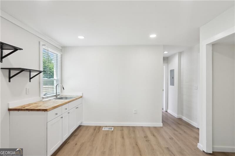 None - Commercial Lease