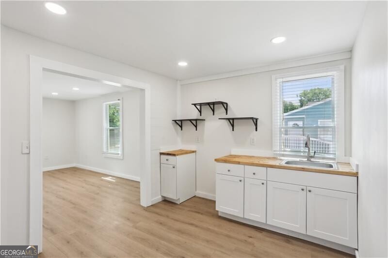None - Commercial Lease