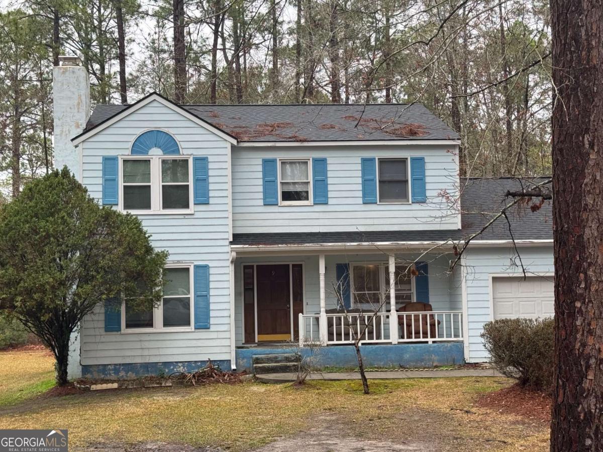5 bedroom house with a newer (2 years old) roof and great rental history. Currently leased for $2,100 Month.