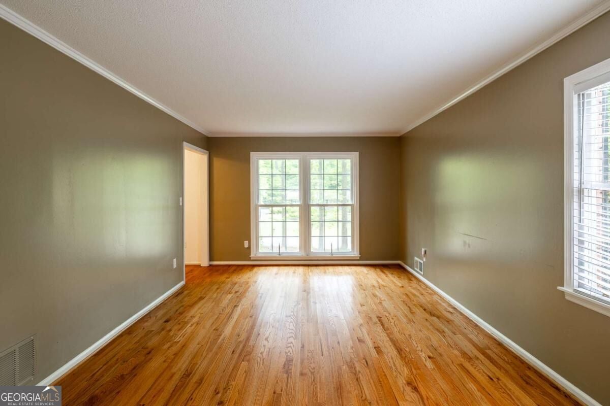 140 Rollingwood DR