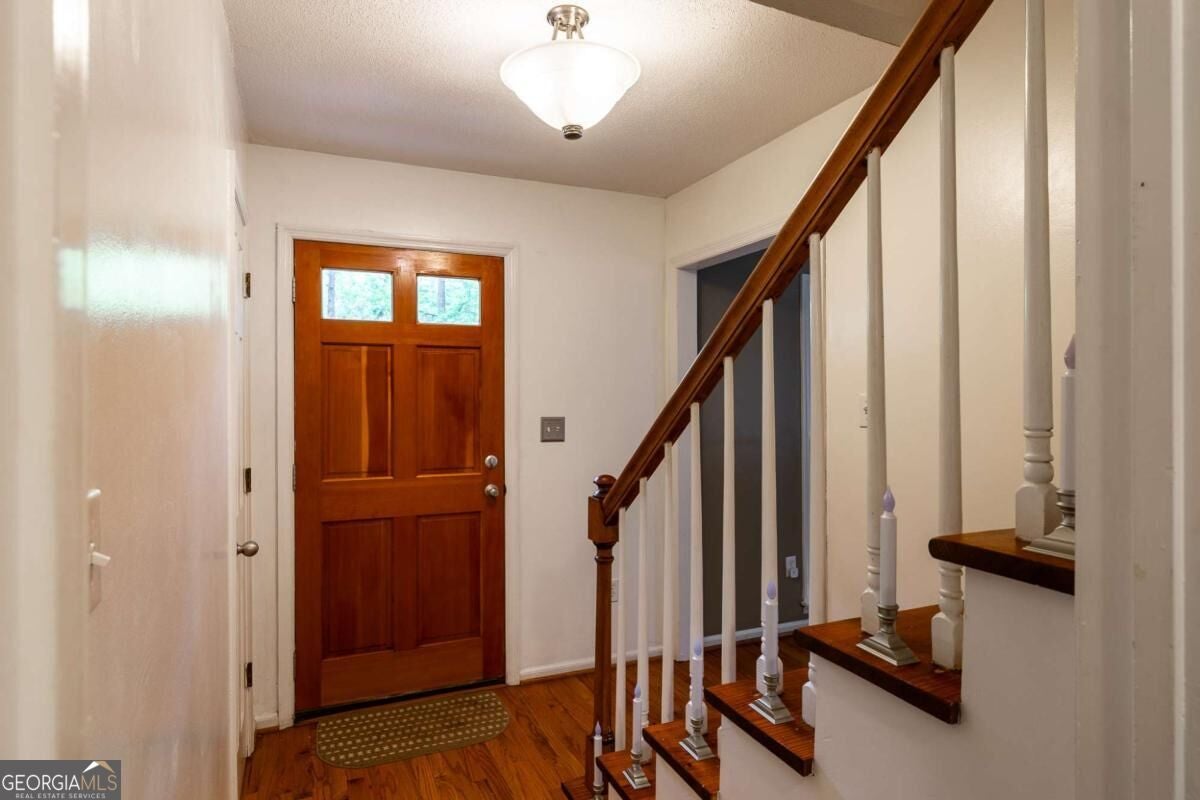 140 Rollingwood DR