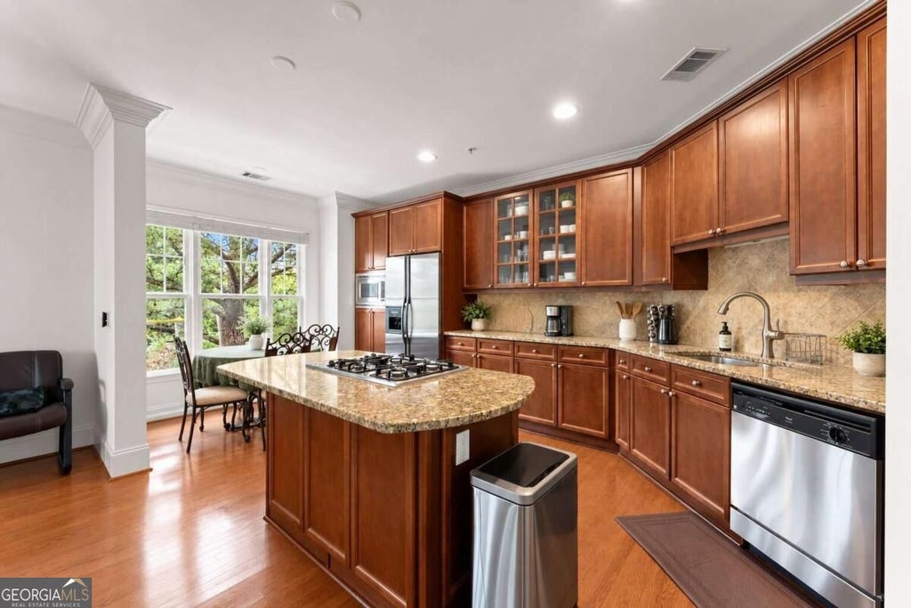 Photo of 828 Highland Lane NE #2201, Atlanta, GA 30306 (MLS # 10872962)