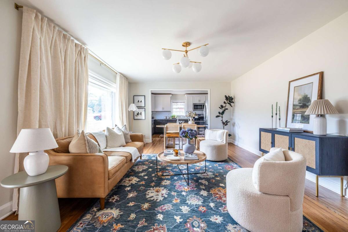 2061 Cloverdale DR SE