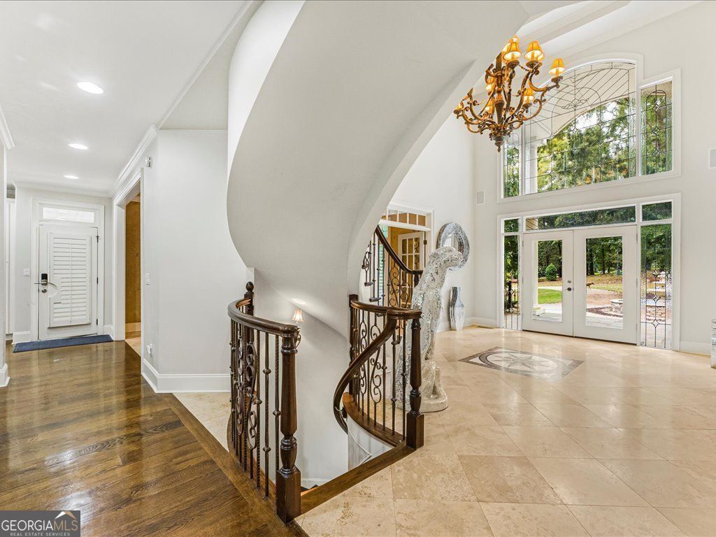 330 N Peachtree PKWY