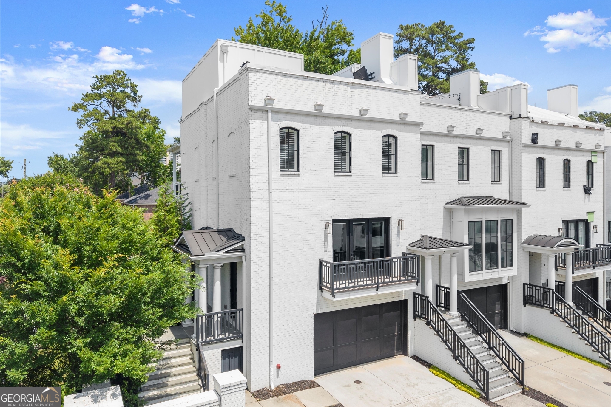 3667 Peachtree RD NE 1
