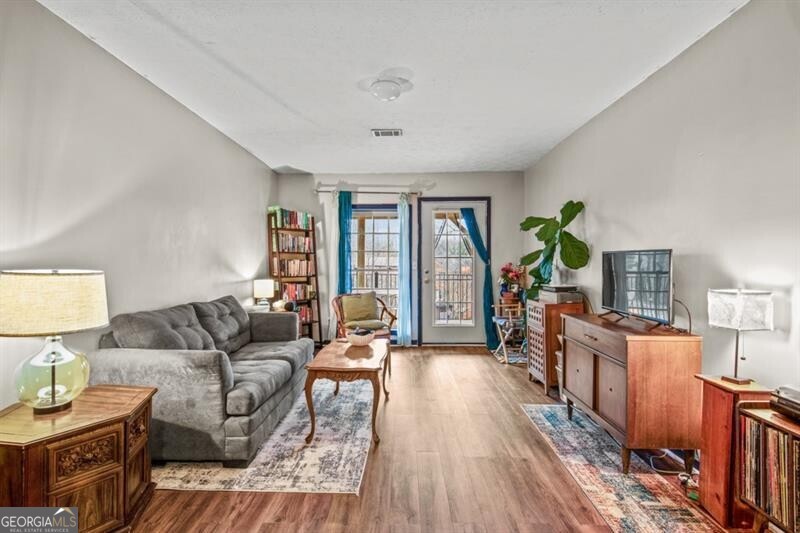 Atlanta, Georgia 30341, United States, 1 Bedroom Bedrooms, ,1 BathroomBathrooms,Residential,Active,83957