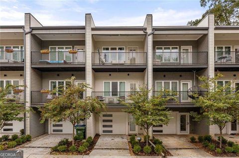 Photo of 1446 Walker Place SE, Atlanta, GA 30317 (MLS # 10634499) Photo of 1446 Walker Place SE, Atlanta, GA 30317 (MLS # 10634499)