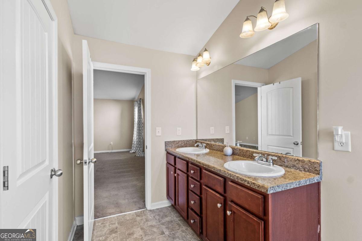 Arbors at Eagle Brook - Residential