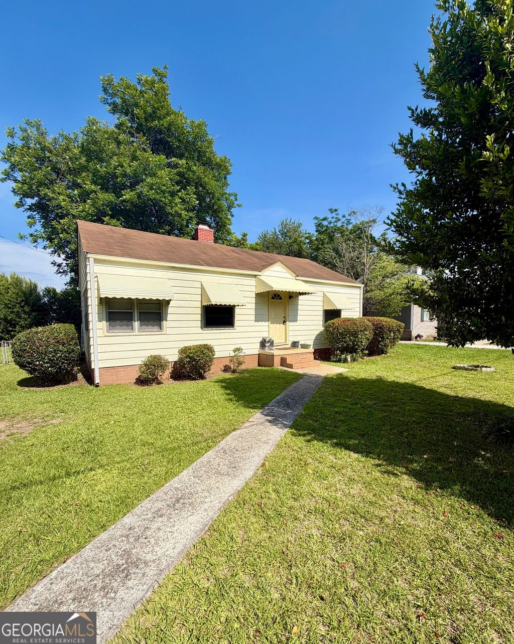 Photo of 718 McArthur Boulevard, Warner Robins, GA 31093 (MLS # 10769760)