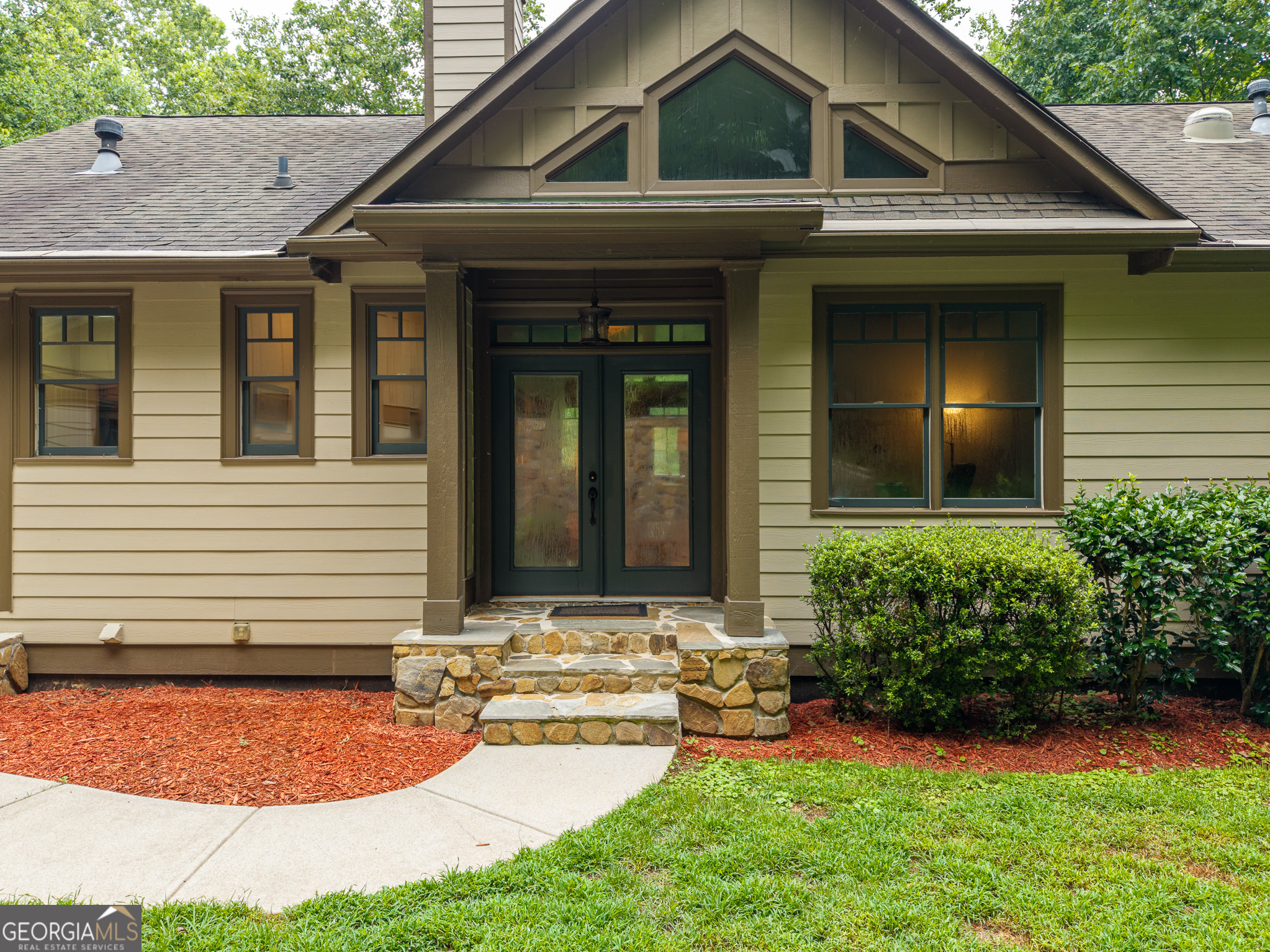 1117 Rambling RD