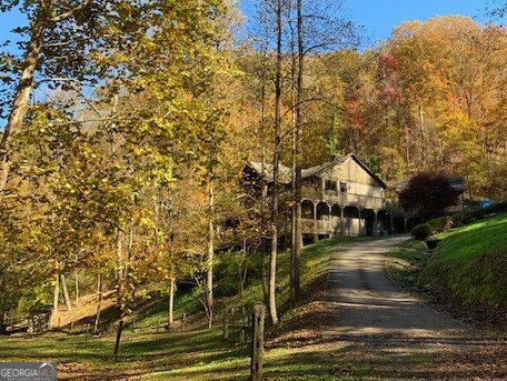 1117 Rambling RD
