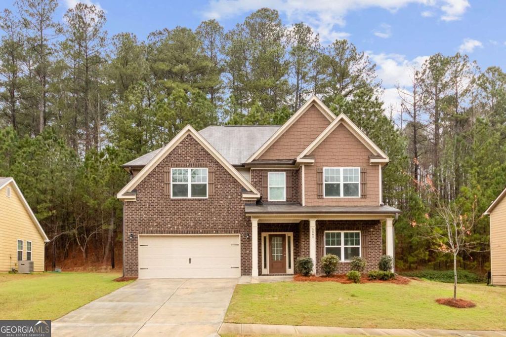 Photo of 5665 Valley Loop, Fairburn, GA 30213 (MLS # 10715500)