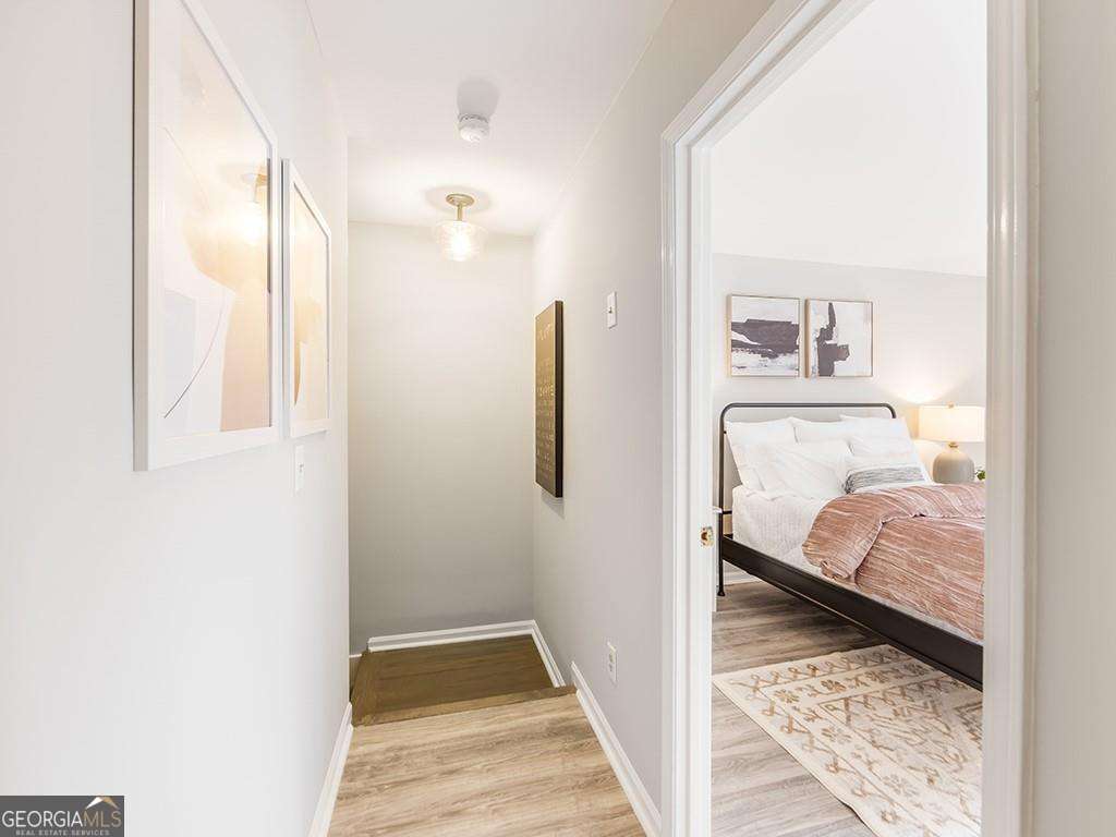 Saint Charles Square - Residential