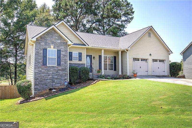 Photo of 21 Hamil Court NE, Cartersville, GA 30120 (MLS # 10826164)