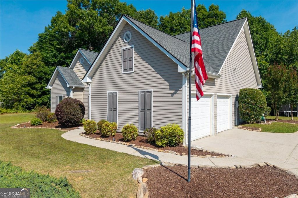 Photo of 77 Hampton Forest Trail, Dahlonega, GA 30533 (MLS # 10771289)