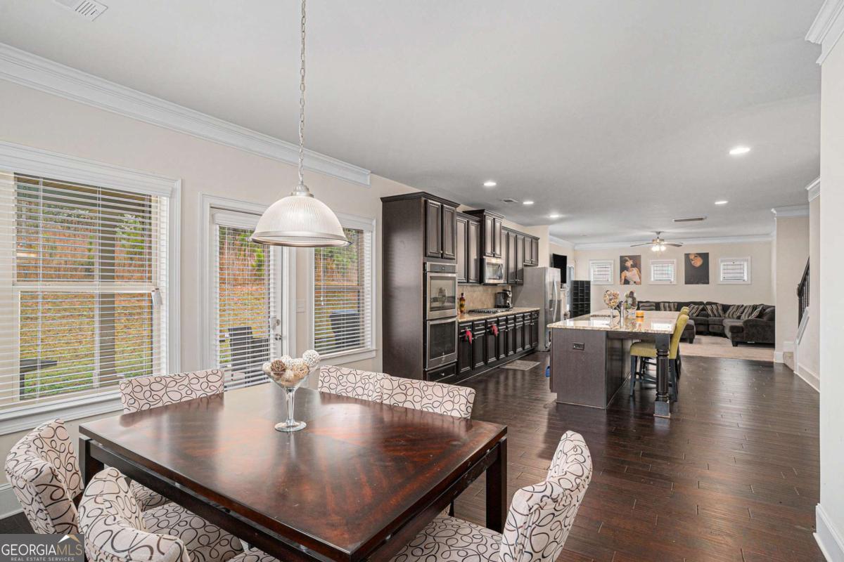 Hinton Chase - Residential