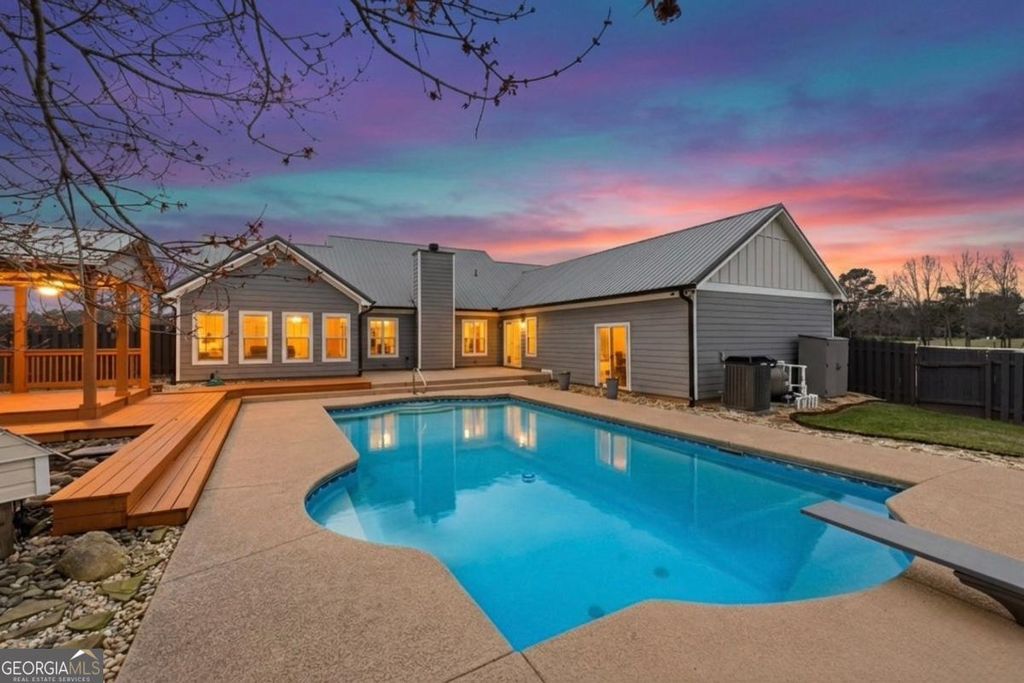 Photo of 5 Gibson Road, Newnan, GA 30263 (MLS # 10703409)