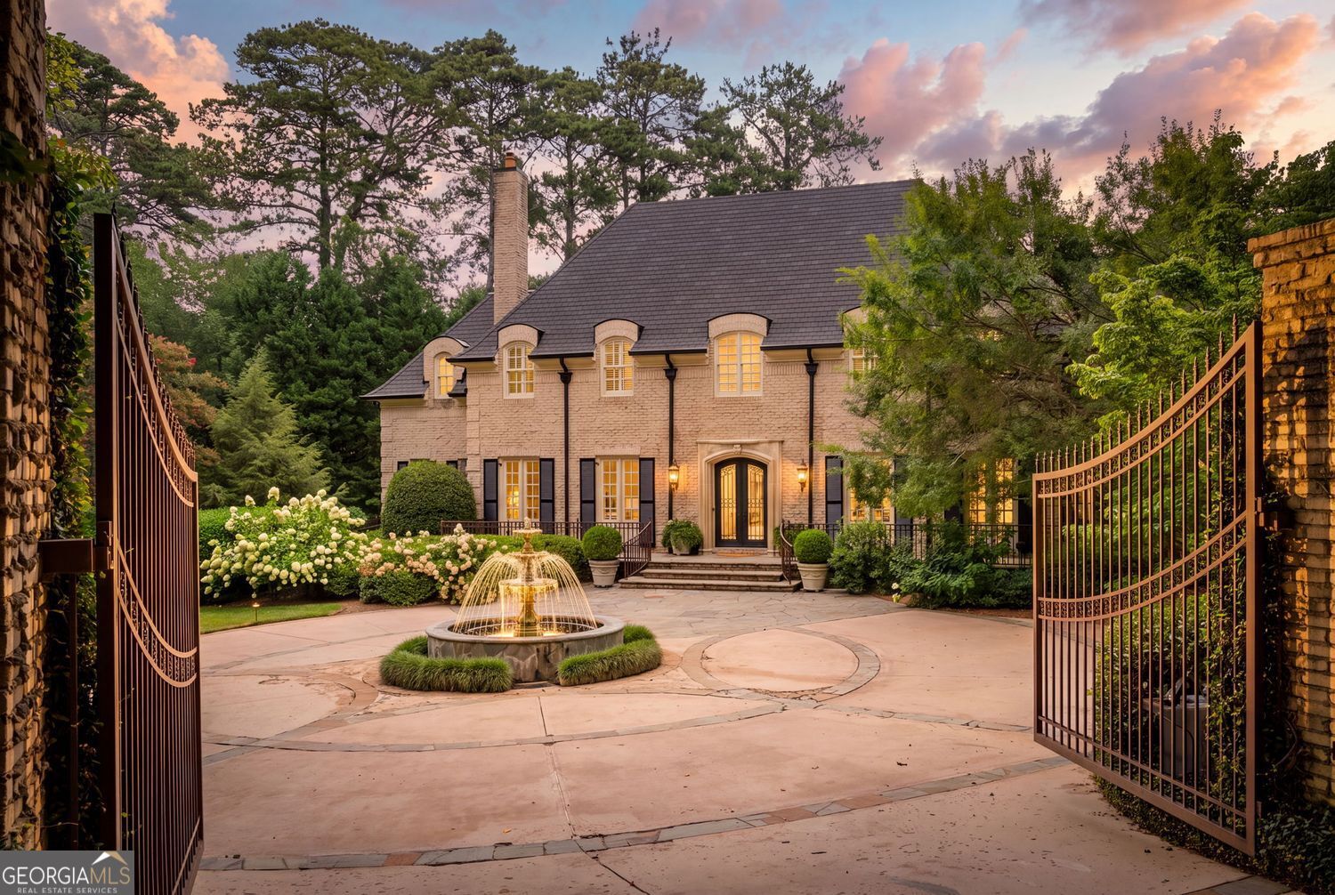 305 Forrest Lake DR