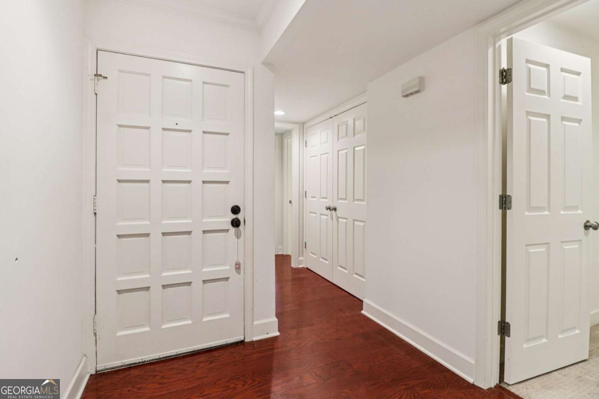 2930 TORREYA WAY 2930