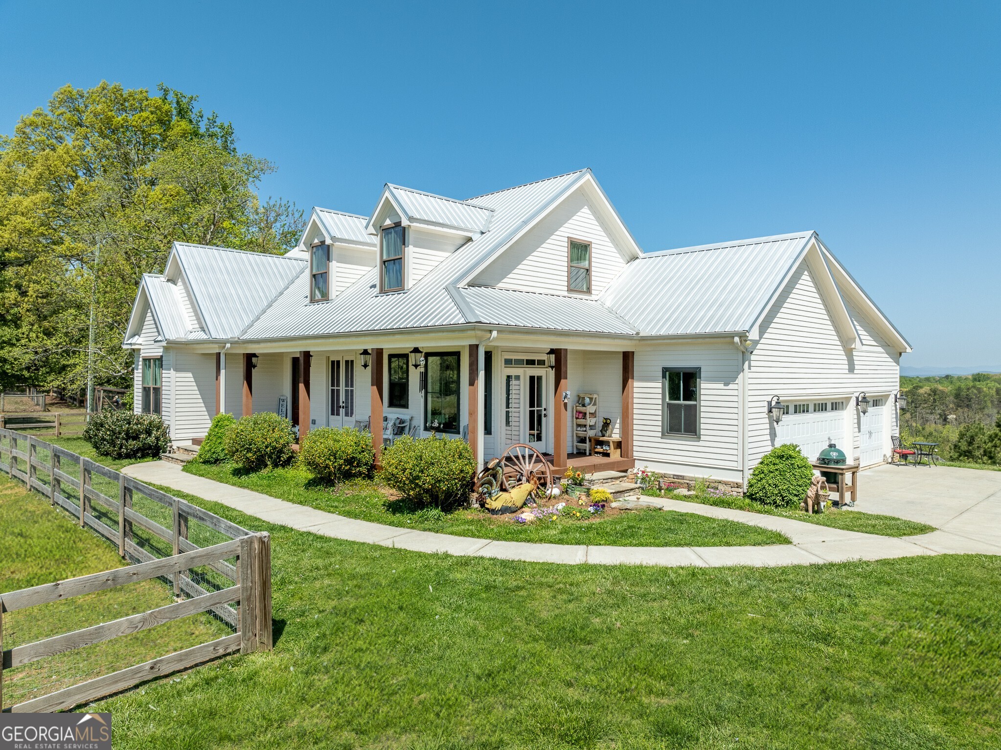 2155 Bryant RD