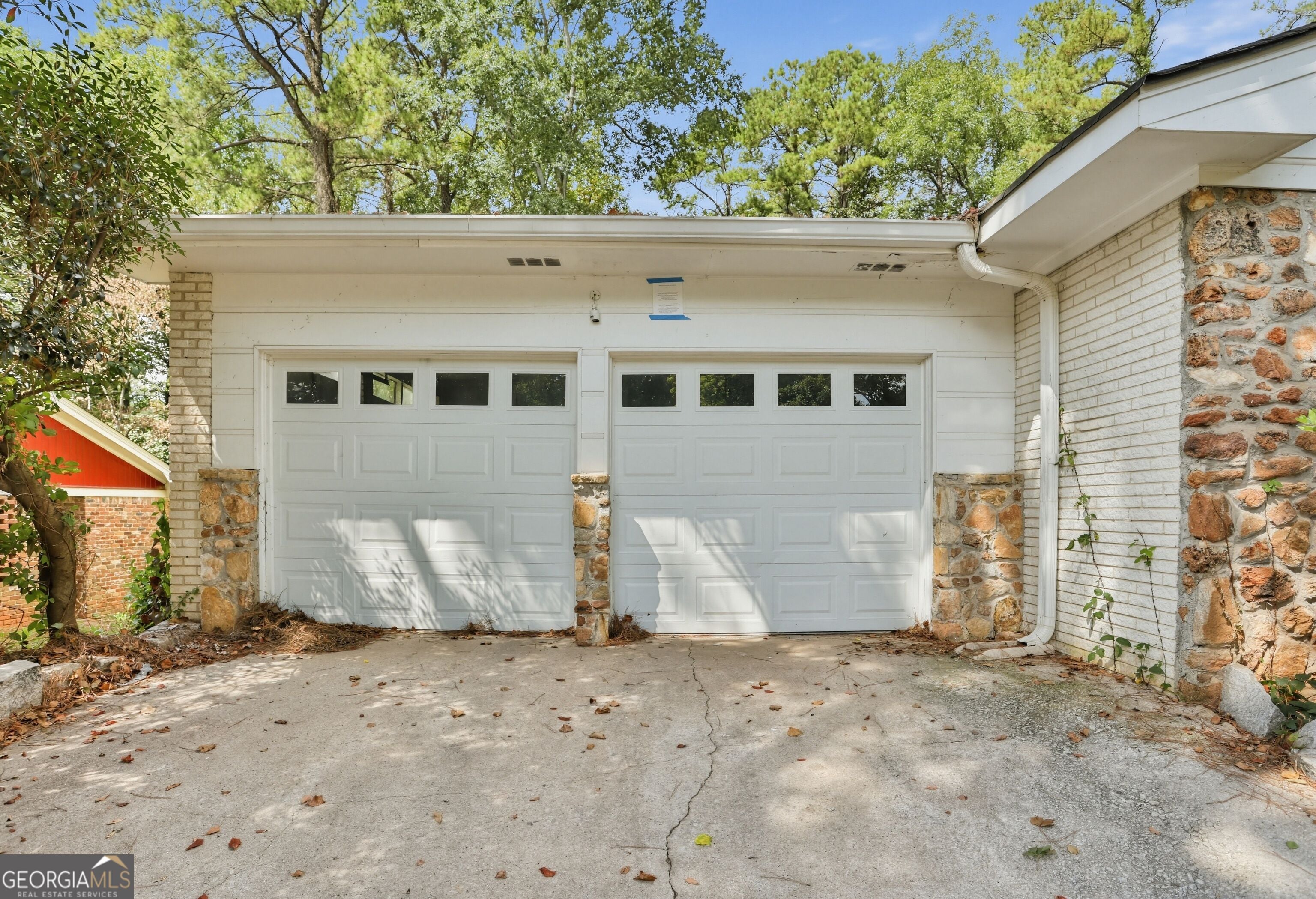 1127 Renee DR