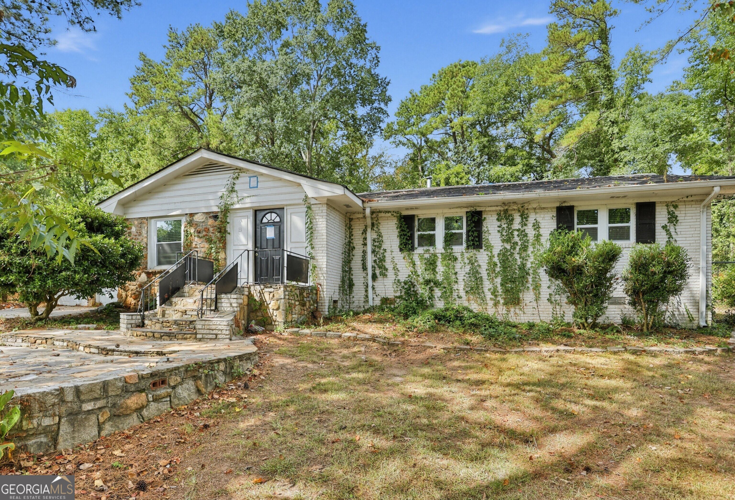 1127 Renee DR