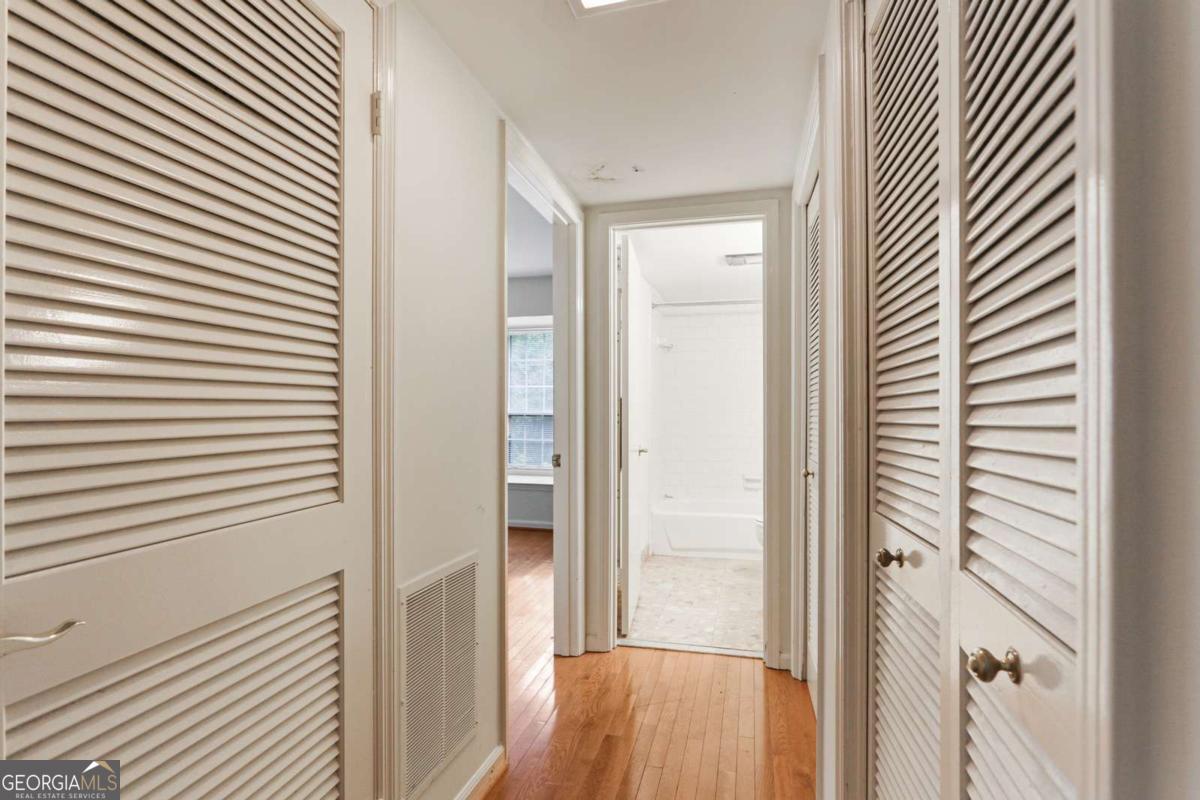 Cross Creek - Residential Income