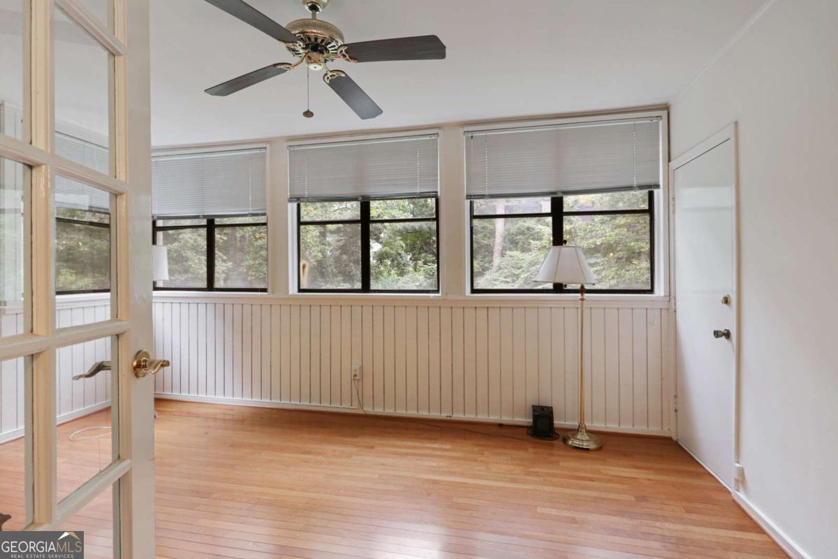 Cross Creek - Residential Income