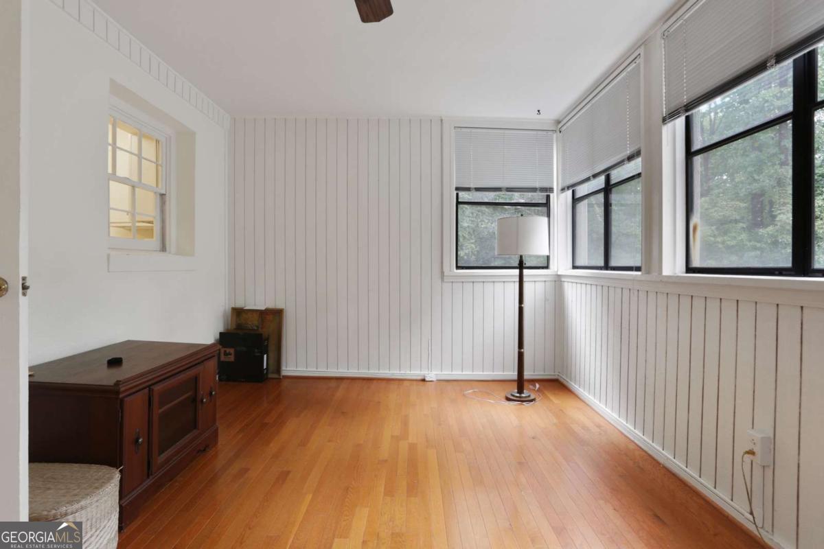 Cross Creek - Residential Income