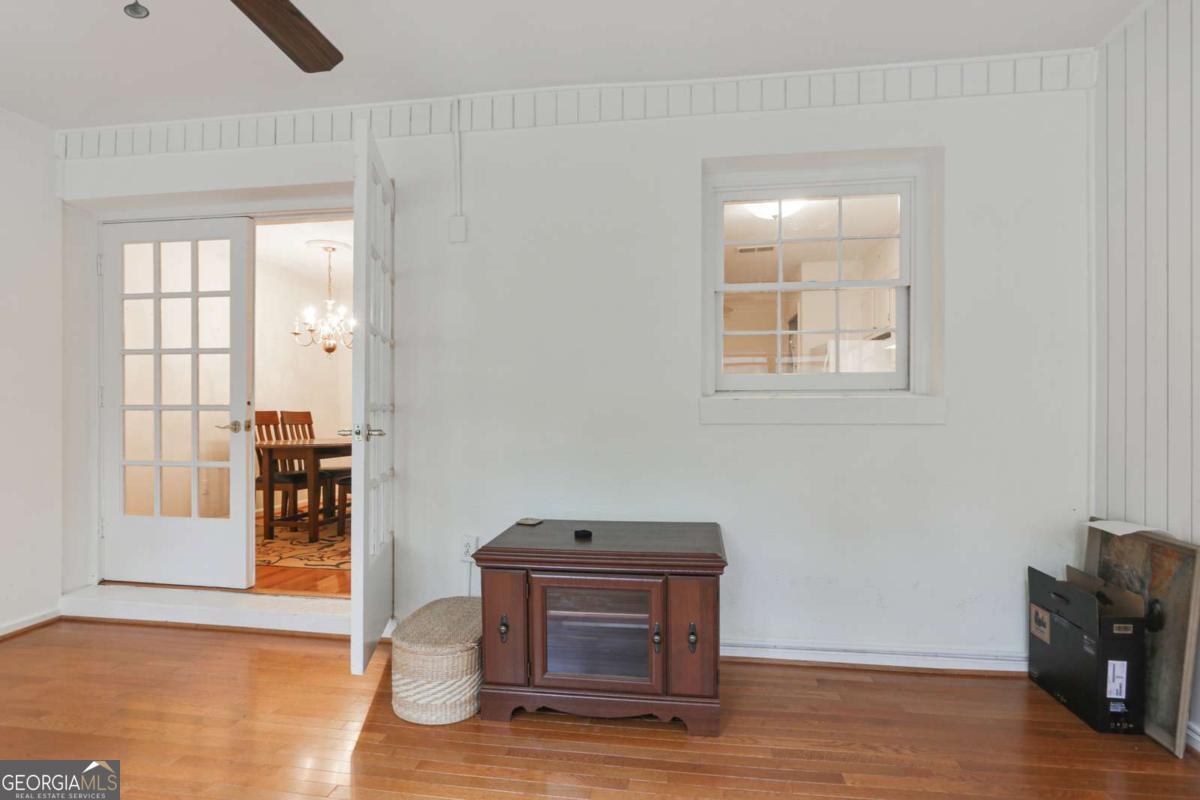 Cross Creek - Residential Income