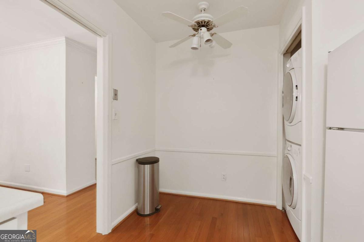 Cross Creek - Residential Income